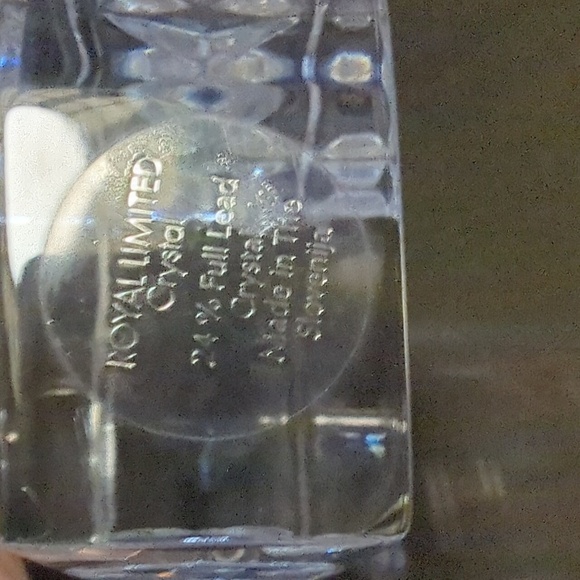 Royal Limited Heavy Lead Crystal Standing Cross 10" - Picture 4 of 5